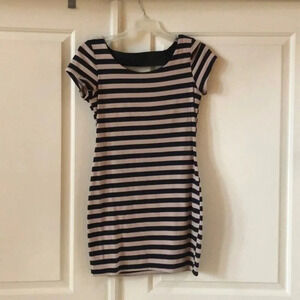 Knee-length striped dress woman’s size large